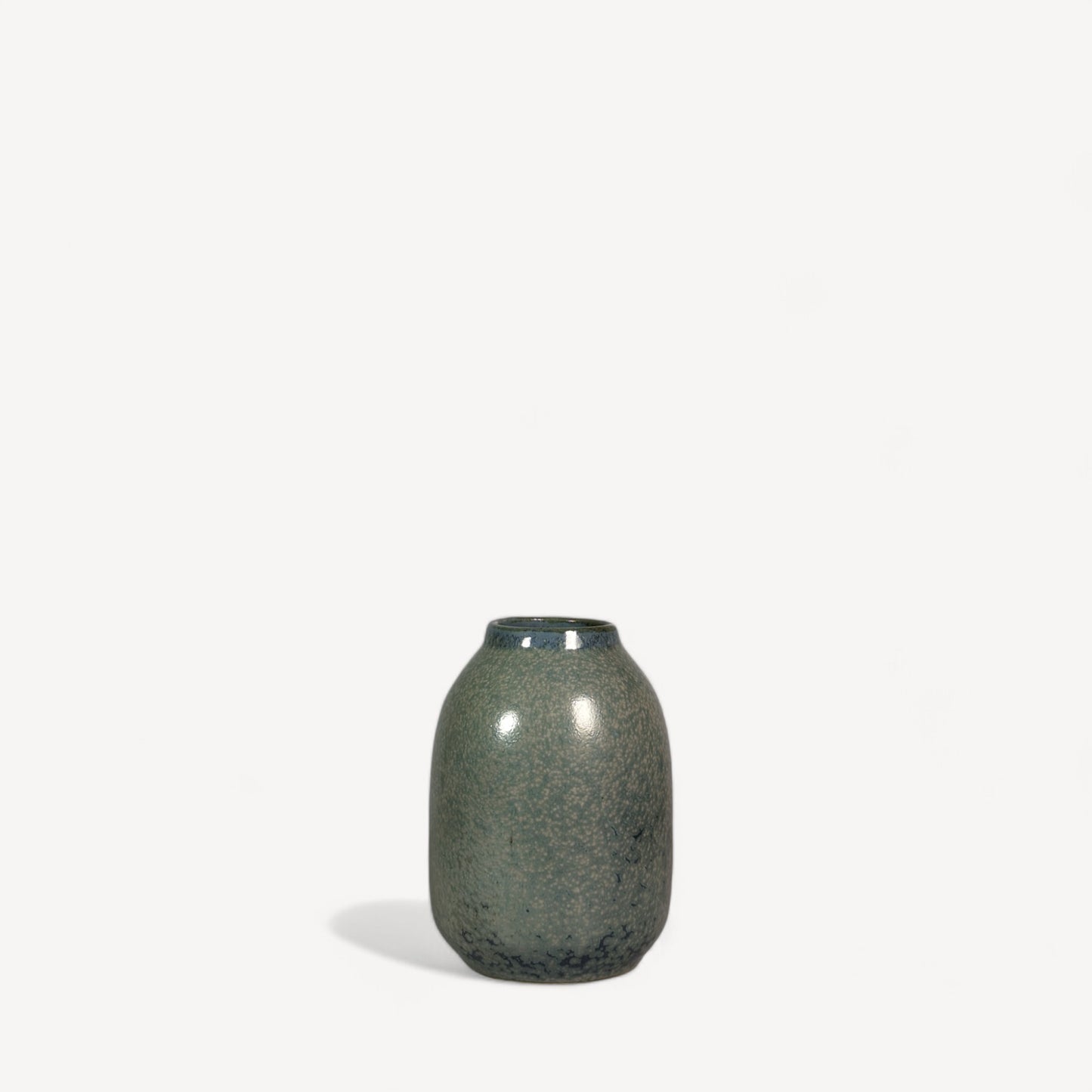 Feme Ceramic Pot